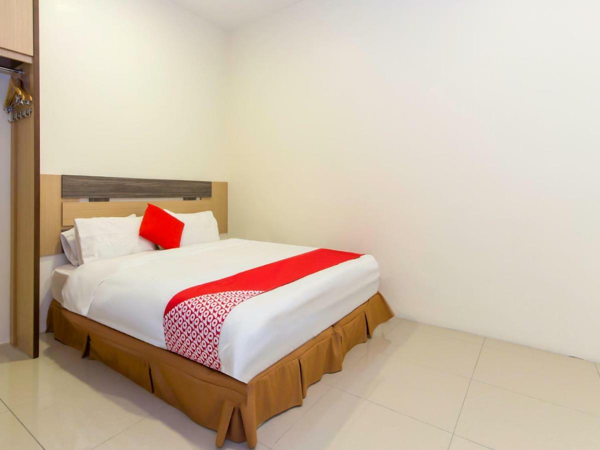 Oyo 776 Fame Hotel Seremban Luaran gambar