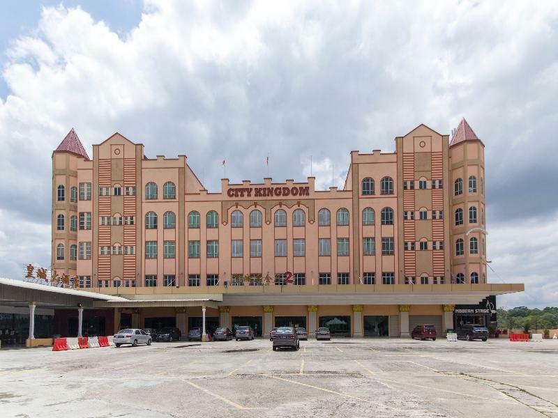 Oyo 776 Fame Hotel Seremban Luaran gambar