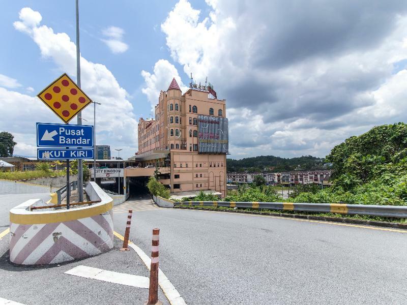 Oyo 776 Fame Hotel Seremban Luaran gambar