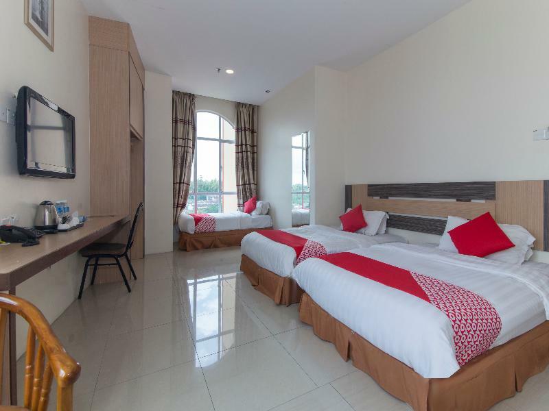 Oyo 776 Fame Hotel Seremban Luaran gambar